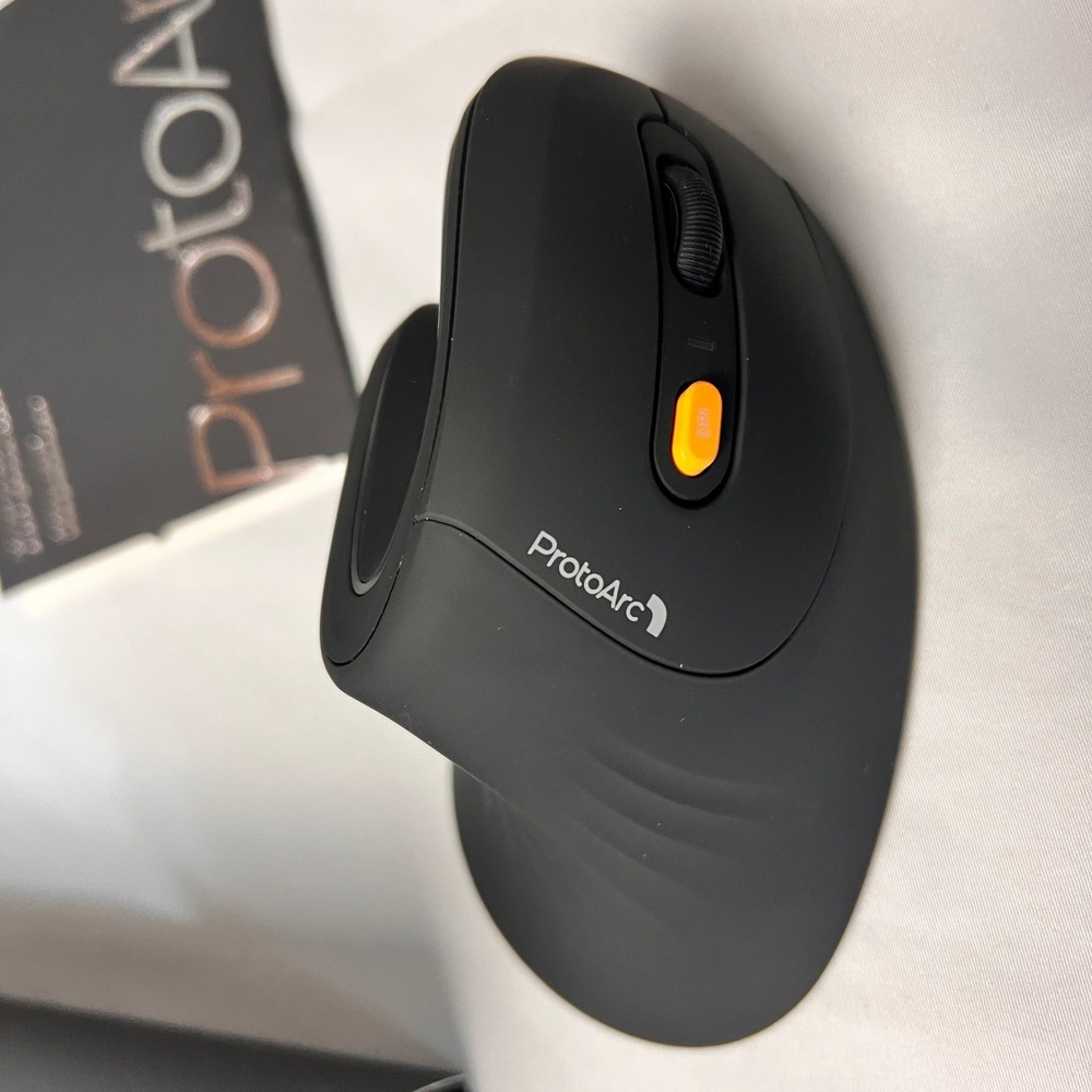 ProtoArc EM11 NL Rechargeable Multi-Device Ergonomic‎ Vertical Mouse Black